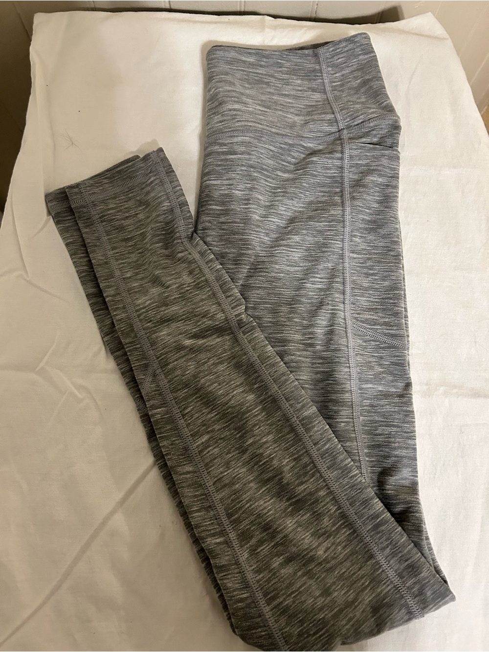 Victoria's Secret Incredible Essential Leggings/Size 8 -Medium